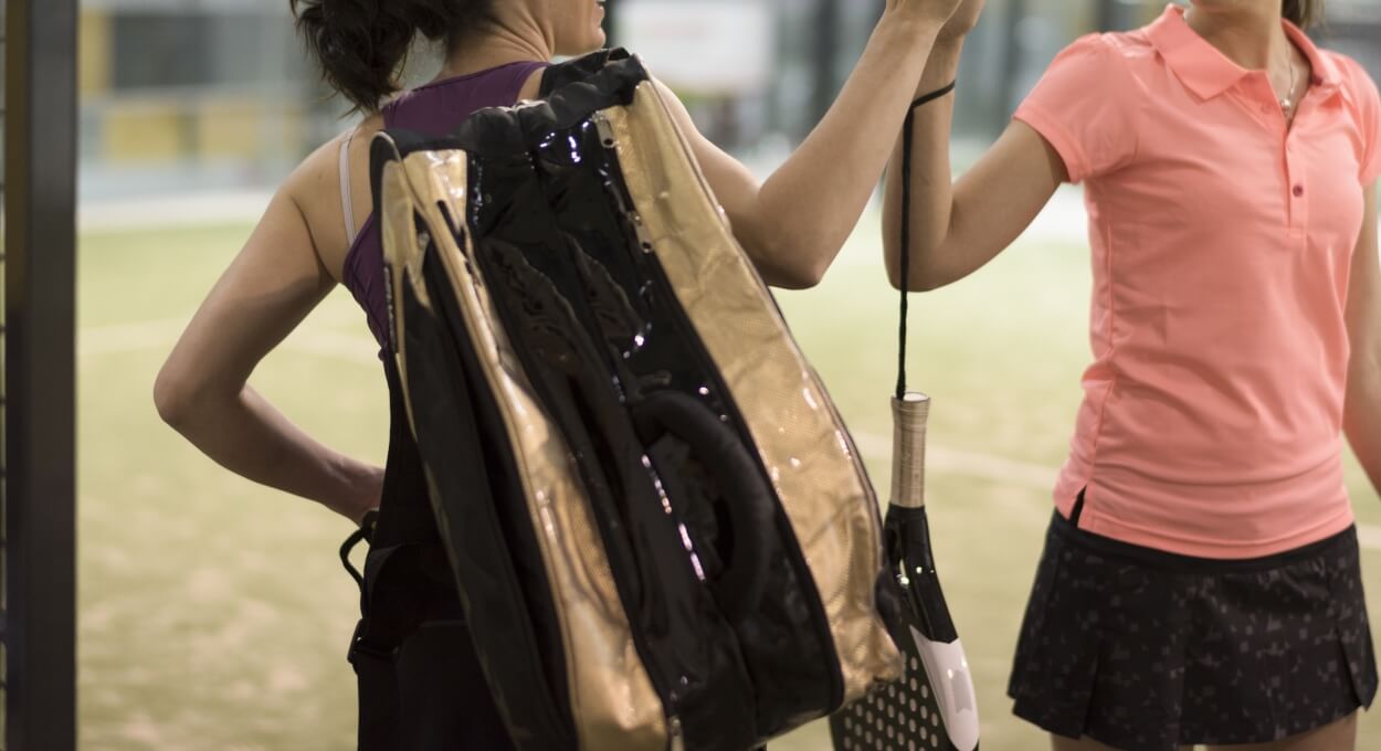 Padel taske med plads til flere padel bats